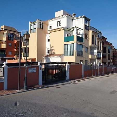 Beach Apartment Манилва Экстерьер фото